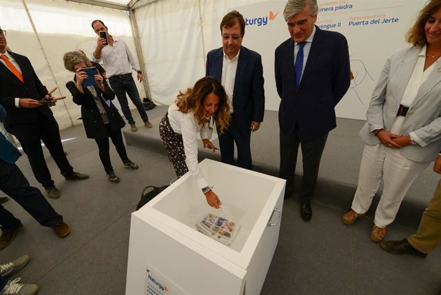 Naturgy invierte 57 millones en el segundo parque eólico de Extremadura y en su tercera planta fotovoltaica en la región