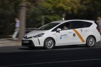 El taxi expresa este miércoles ante el Parlamento andaluz su "tristeza" y "enfado" por el desenlace del decreto VTC