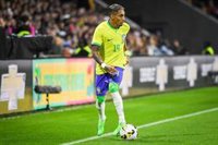 El FC Barcelona ha pedido a Tite que tenga "cuidado" con Raphinha