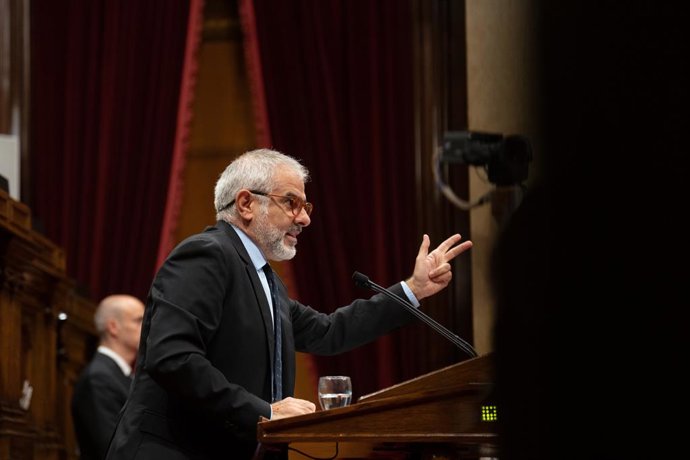 El líder de Ciudadanos (Cs) en el Parlament, Carlos Carrizosa, intervé al debat de política general anual, en el Parlament de Catalunya, a 27 de setembre de 2022, a Barcelona