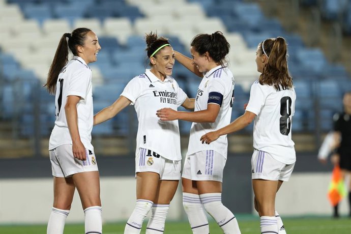 Archivo - Esther Gonzalez of Real Madrid celebrates a goal during the football qualifying match of UEFA Womens Champions League, LP Group 4, played between Real Madrid and SK Sturm Graz Damen at Alfredo Di Stefano stadium on August 18, 2022 in Valdebeb