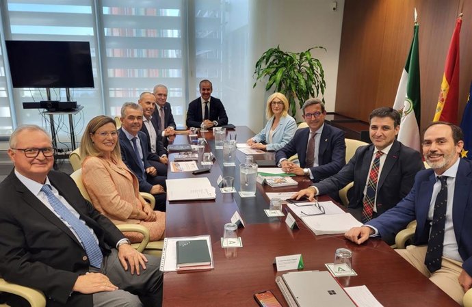 Política Industrial anuncia ayudas de 15 millones para la innovación y mejora energética de las empresas mineras