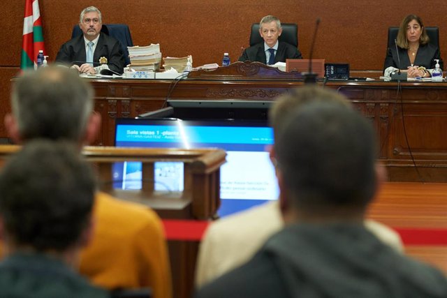 La Audiencia Provincial de Álava acoge el jucio por abusos y corrupción de menroes del centro Sansoheta