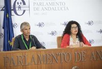 Élite Taxi recurrirá el decreto andaluz sobre los VTC y acusa a la Junta de "traición, amenaza e intento de soborno"