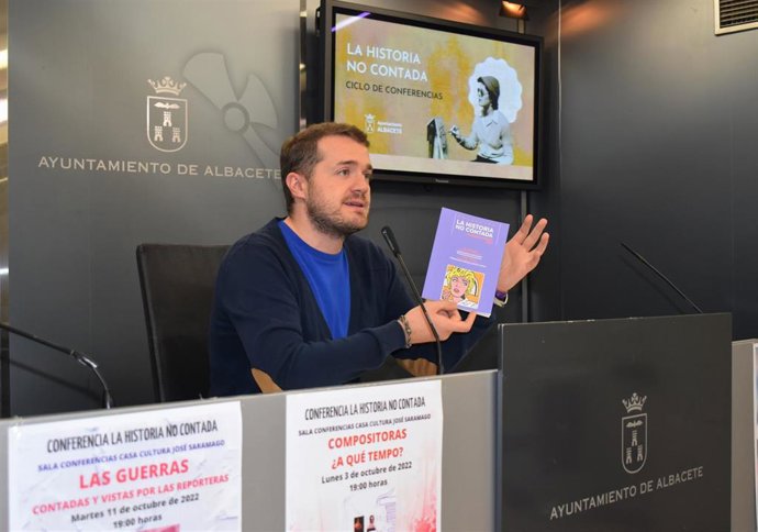 El concejal de Igualdad de Albacete, Manu Martínez.