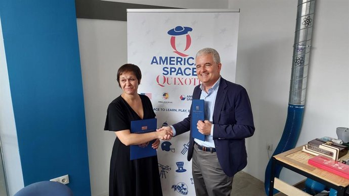 EEUU inaugura en Cuenca su tercera sede española del programa socio cultural Amerian Space.