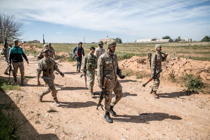 Archivo - Fuerzas leales al gobierno de unidad de Libia, con sede en la capital, Trípoli