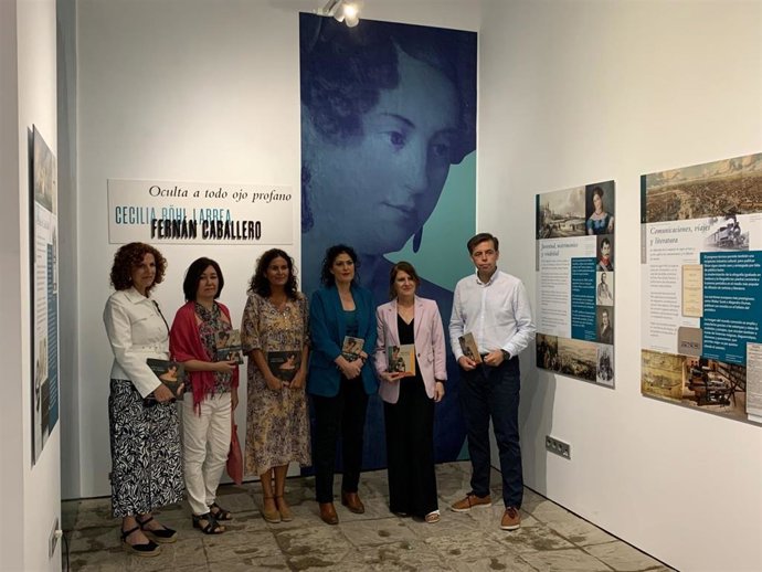 Inauguración en la Casa Murillo de la exposición 'Oculta a todo ojo profano. Cecilia Bhl Larrea, Fernán Caballero'.