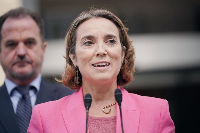 La secretaria general del PP, Cuca Gamarra, tras su visita al Memorial de Víctimas del Terrorismo 