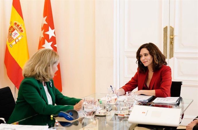 Díaz Ayuso se reúne con la vivepresidenta primera y ministra de Asuntos Económicos y Transformación Digital, Nadia Calviño