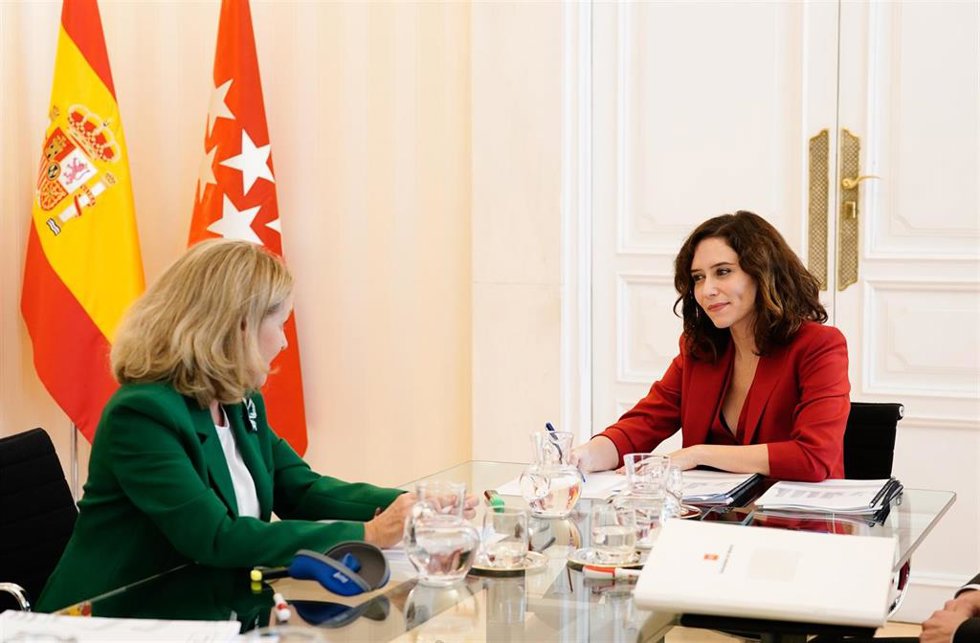 Díaz Ayuso se reúne con la vivepresidenta primera y ministra de Asuntos Económicos y Transformación Digital, Nadia Calviño