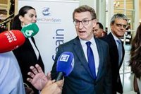 Feijóo condena los crímenes contra las "mujeres valientes de Irán" y traslada su solidaridad