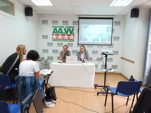 La Federación Regional de Vecinos de Madrid (FRAVM), su homóloga en Barcelona (FAVB) y FACUA Madrid presentan una queja conjunta ante el Defensor del Pueblo, Ángel Gabilondo, pidiéndole amparo ante la proliferación de terrazas