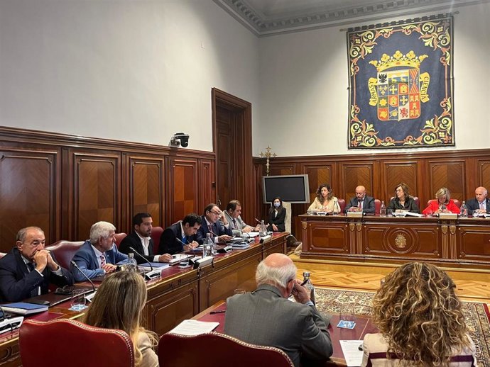 Celebración del pleno de septiembre de la Diputación de Palencia.