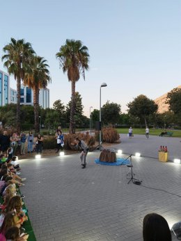 Uno de los espectáculos del ciclo Circo en Barrios