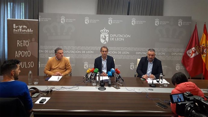Eduardo Morán, presidente de la Diputación de León, Santiago Dorado, presidente de Gersul.