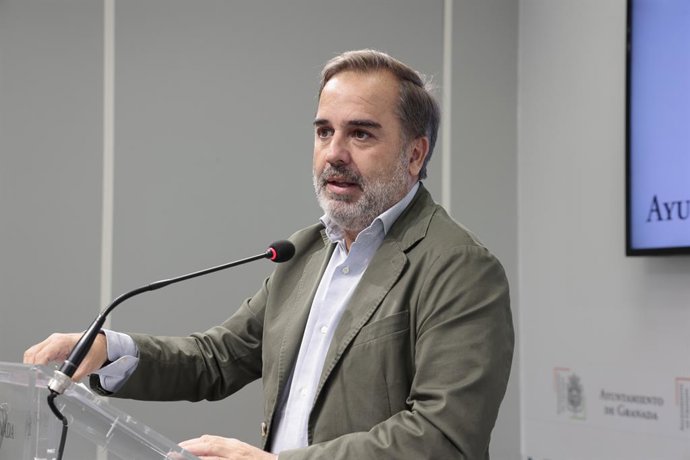 El portavoz del equipo de gobierno local de Granada, Jacobo Calvo