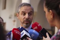 Bravo dice que si la bajada de impuestos se lleva al Parlamento por separado contará con el apoyo del PP