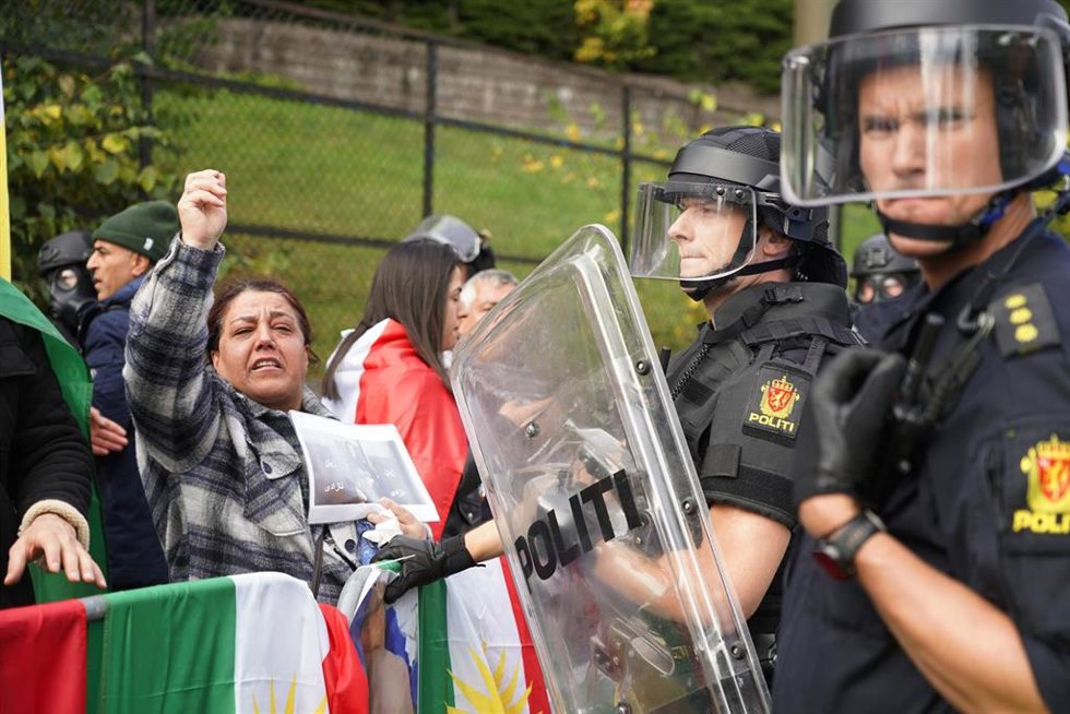 Protesta en la Embajada iraní en Oslo