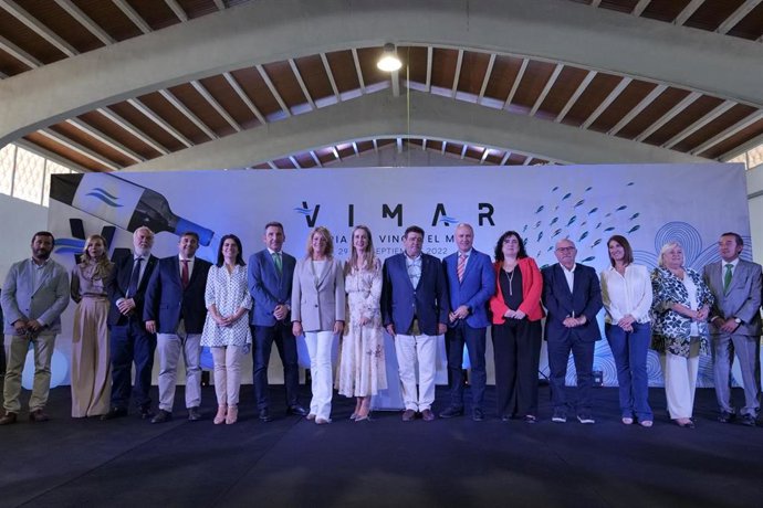 Autoridades en la inauguración de la feria Vimar.