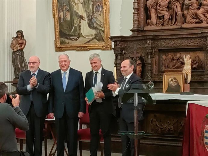 Carlos Fernández Collado, Carlos Casanueva Varas, Julio César Jonte e Ignacio Villaverde