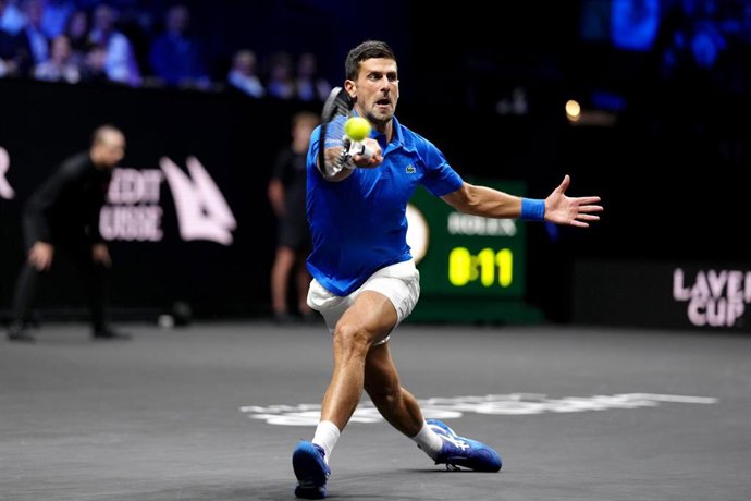 El tenista serbio Novak Djokovic durante un partido de la Copa Laver 2022