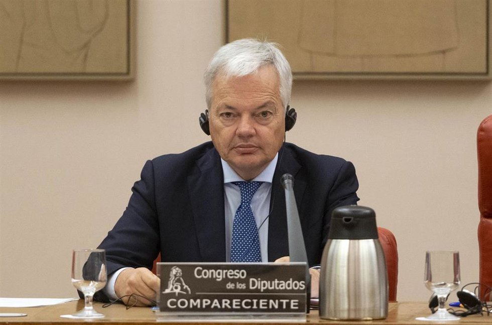 El comisario europeo responsable de Justicia, Didier Reynders, en la Comisión Mixta para la Unión Europea, en el Congreso de los Diputados, a 29 de septiembre de 2022, en Madrid (España).   