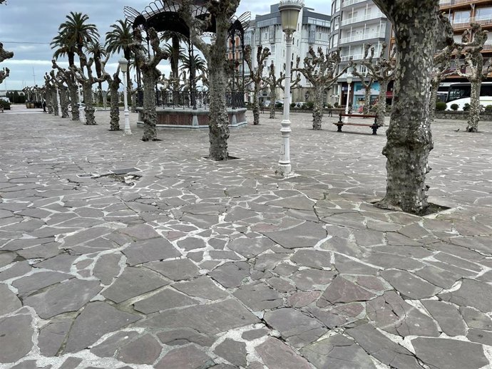 Archivo - Plaza de La Barrera de Castro Urdiales