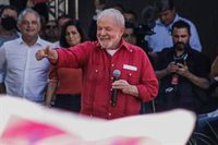 Lula plantea su campaña a la Presidencia de Brasil como una lucha de la democracia contra el fascismo