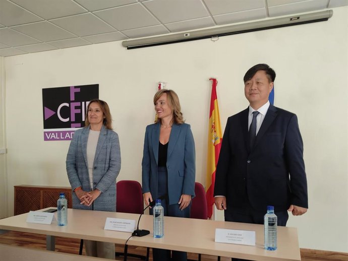 Lucas, Alegría y Soo Choi