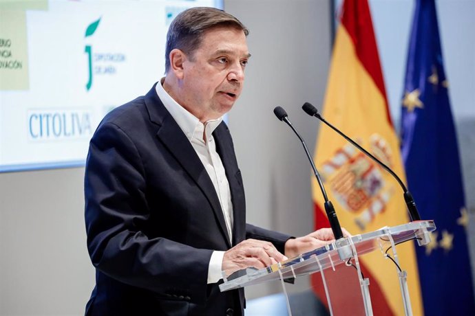 El ministro de Agricultura, Pesca y Alimentación, Luis Planas, interviene durante el acto de presentación del estudio CordioPrev, en el Ministerio de Agricultura, a 20 de septiembre de 2022, en Madrid (España). Cordioprev es un estudio de intervención e