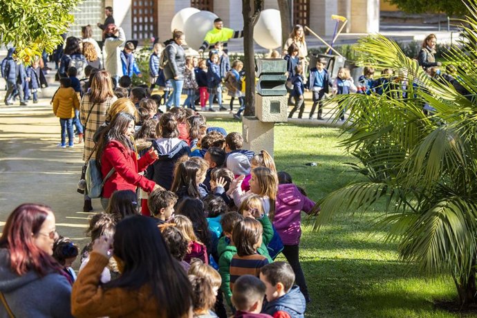 Archivo - El Festival de Cine de Huelva recupera en pantalla grande su Sección Infantil y Juvenil y la amplía a la provincia.