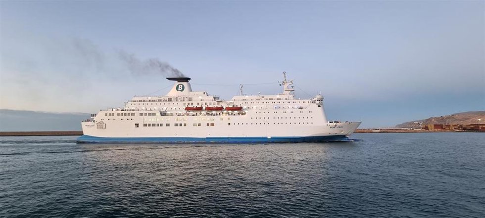 El ferri 'Moby Zazá' de Baleria.
