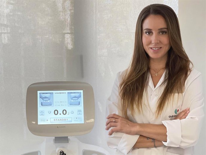 La responsable de la Unidad de Medicina Estética, Natalia Cárdenas