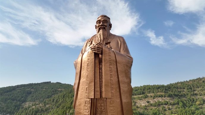 A statue of Confucius at the Nishan Cultural Tourism Resort in Qufu City, east China's Shandong Province. /CGTN