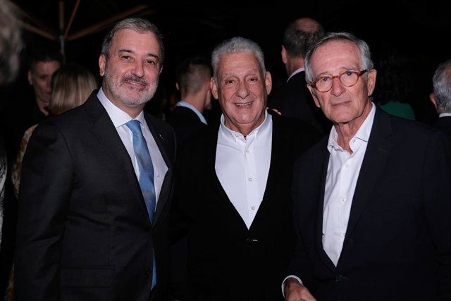 Collboni, Clos y Trias durante la celebración