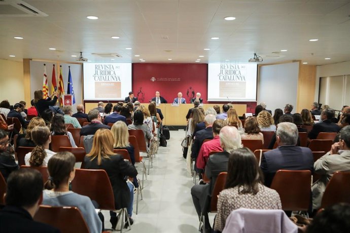 La jornada 'La compraventa en Cataluña' ha contado con más de 200 participantes