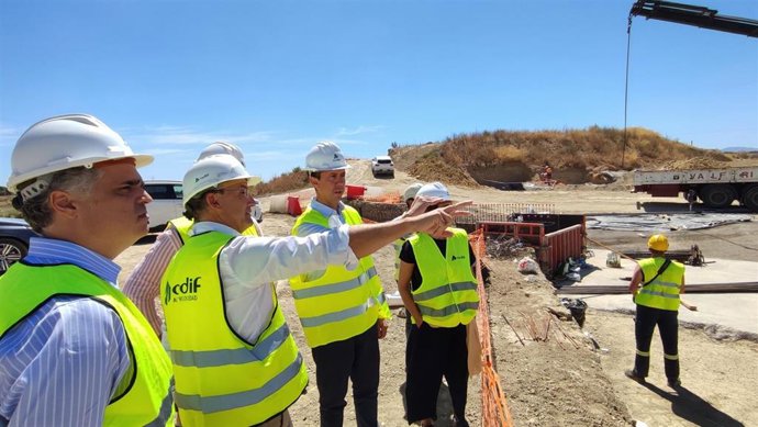 El subdelegado del Gobierno en Almería, José María Martín, visita las obras del AVE en el tramo Pulpí-Vera.