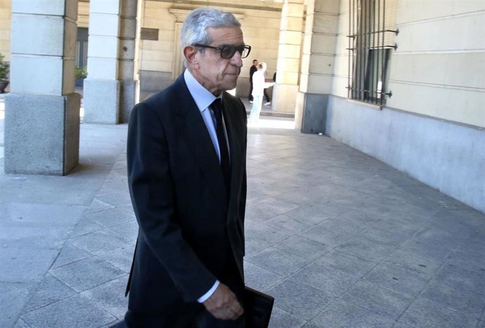 Archivo - El expresidente de Unicaja Banco, Braulio Medel.