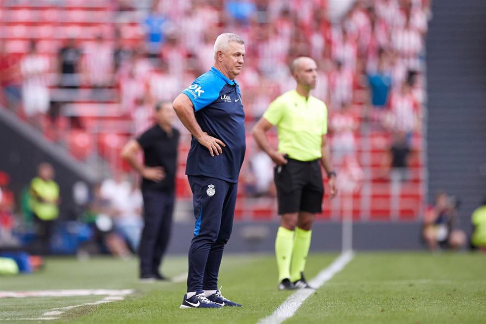Archivo - El entrenador del RCD Mallorca, Javier Aguirre