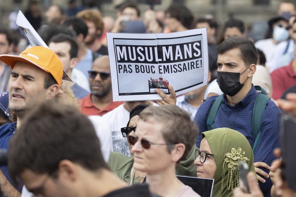Una protesta en contra de la detención del imán Hasán Iquioussen