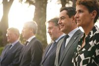 Moreno apuesta por hacer más competitiva Andalucía con una "fiscalidad amable" que contribuya a "fijar población"
