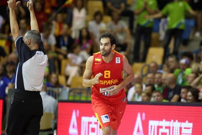 Archivo - Archivo- José Manuel Calderón con la selección española