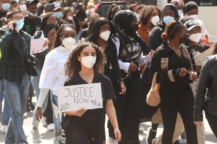 Archivo - Manifestación del movimiento de "Black Lives Matter" en el primer aniversario del asesinato de George Floyd. Archivo. 