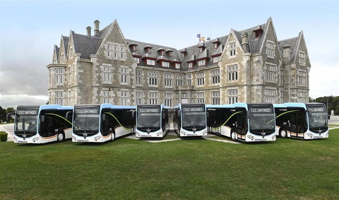 Archivo - Santander.- Adjudicado el contrato para adquirir seis nuevos autobuses híbridos por 2,3 millones