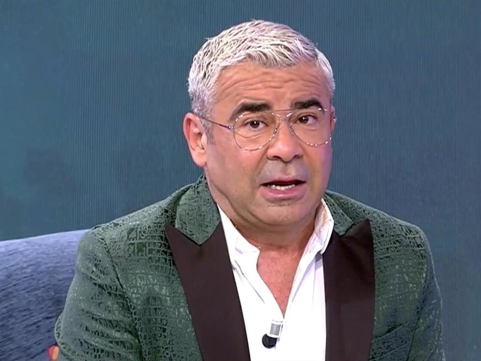 JORGE JAVIER VÁZQUEZ EN EL PLATÓ DEL 'DELUXE'