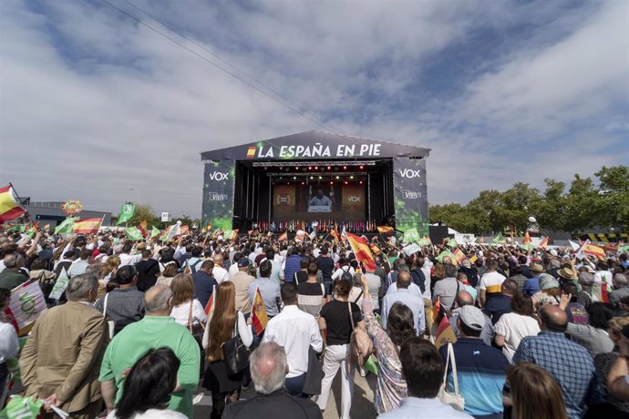 Archivo - Público en el evento de Vox del año pasado Viva 21'