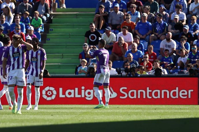 Sergio León (Real Valladolid) celebra un gol ante el Getafe.