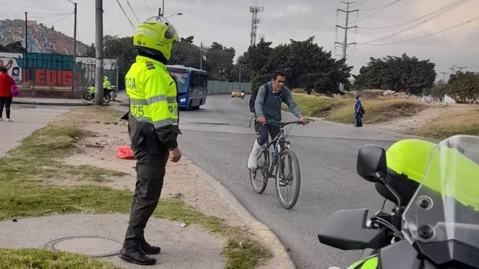 Archivo - Policía de Tránsito en Colombia