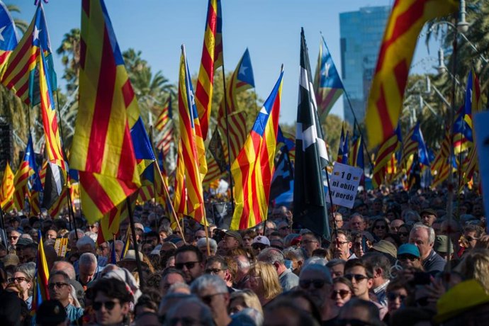 Concentració convocada pel Consell de la República amb motiu del cinqu aniversari de el 1-O.